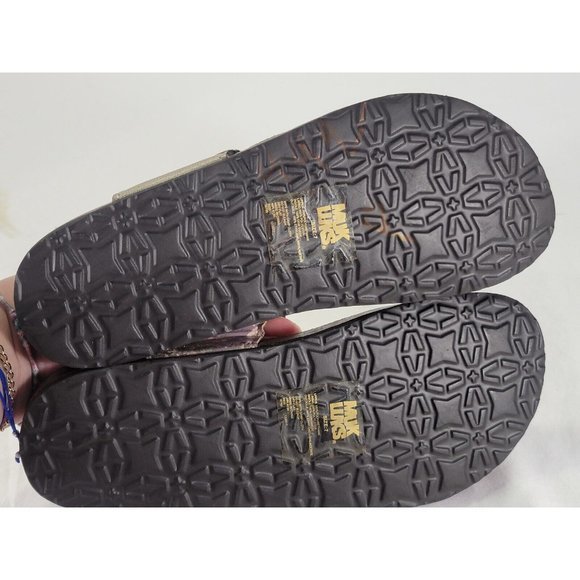 MukLuks Sandals Women Size 7 Daisy Floral Straps Buckle Nonslip - Picture 2 of 10